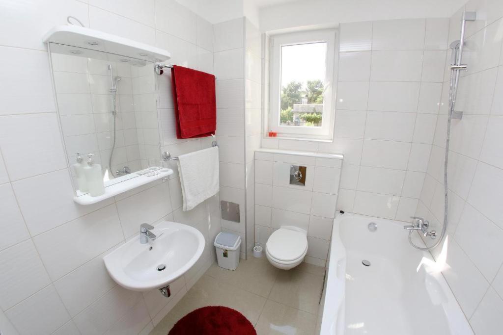 Lila Apartmán *